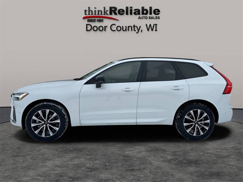 2025 Volvo XC60 B5 Plus Dark Theme