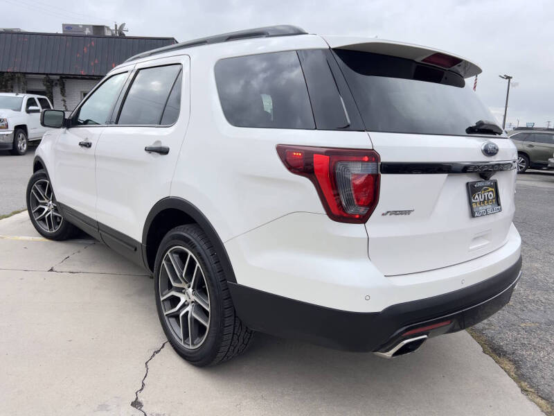 2017 Ford Explorer Sport