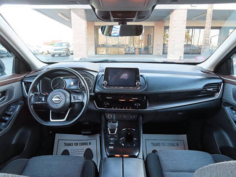 2022 Nissan Rogue SV