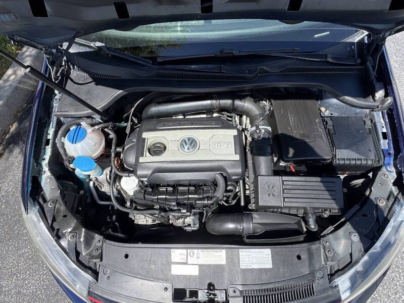 2012 Volkswagen GTI Base PZEV