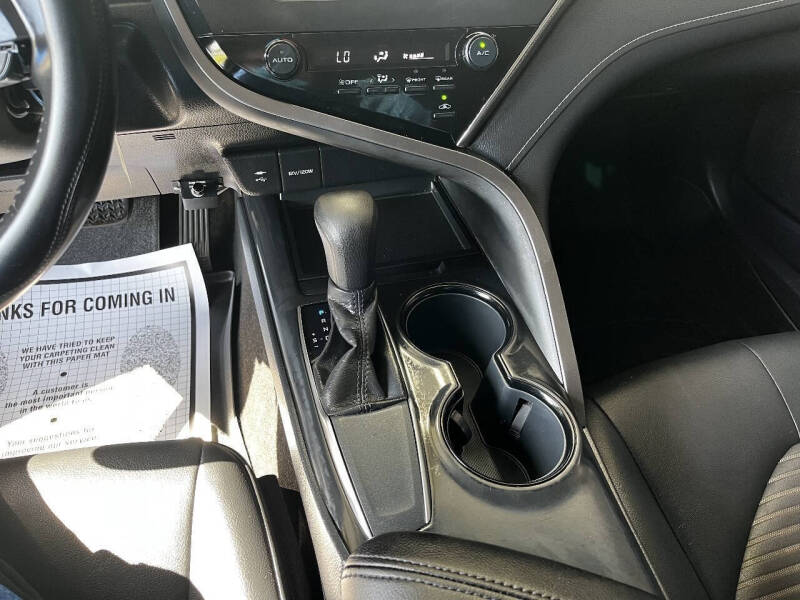 2018 Toyota Camry SE