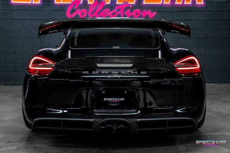 2016 Porsche Cayman GT4