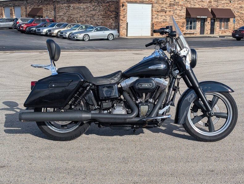 2016 Harley-Davidson FLD Switchback