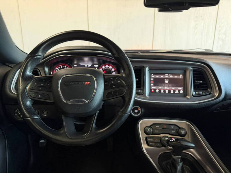 2020 Dodge Challenger SXT