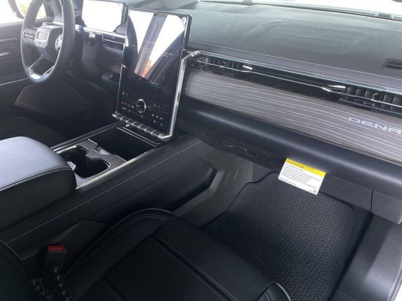 2025 GMC Sierra EV Denali