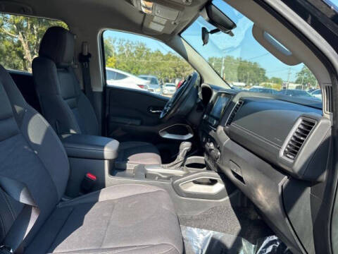 2024 Nissan Frontier SV