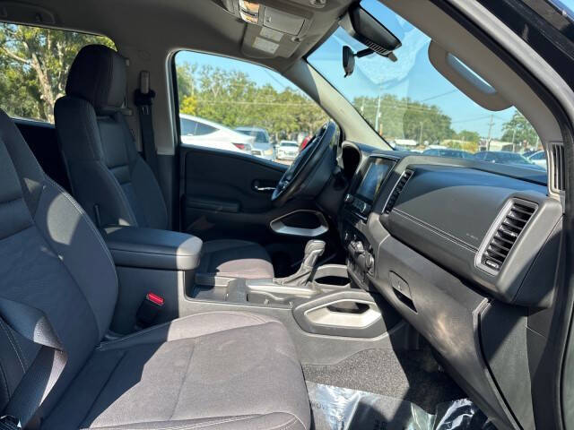 2024 Nissan Frontier SV