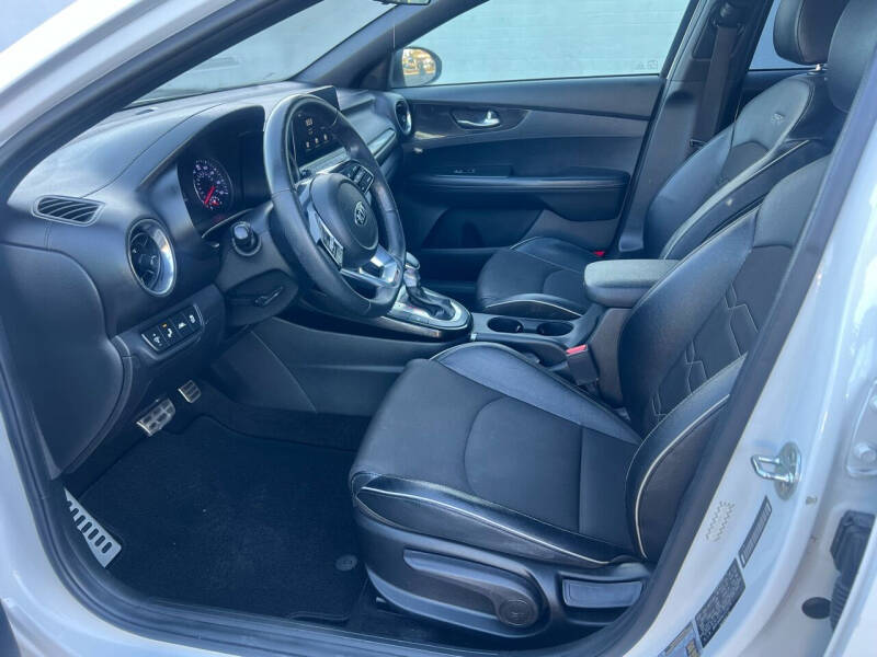 2020 Kia Forte GT Line