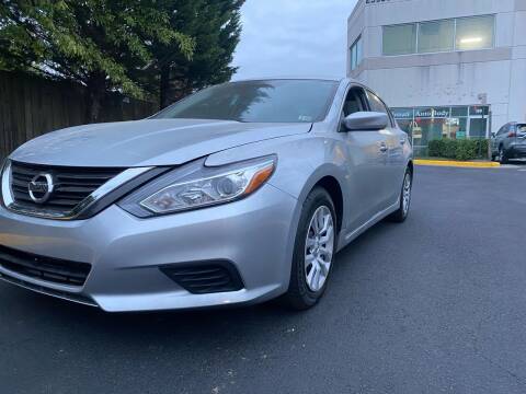 2017 Nissan Altima for sale at Super Bee Auto in Chantilly VA