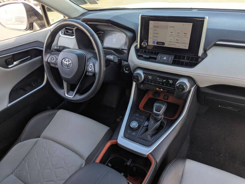 2024 Toyota RAV4 Adventure