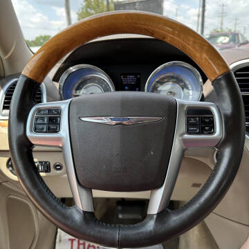 2012 Chrysler 300 Limited