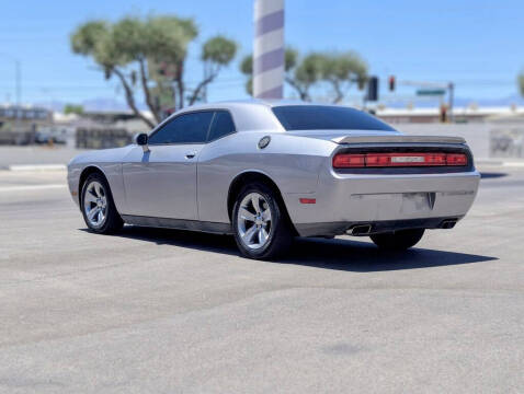 2014 Dodge Challenger SXT