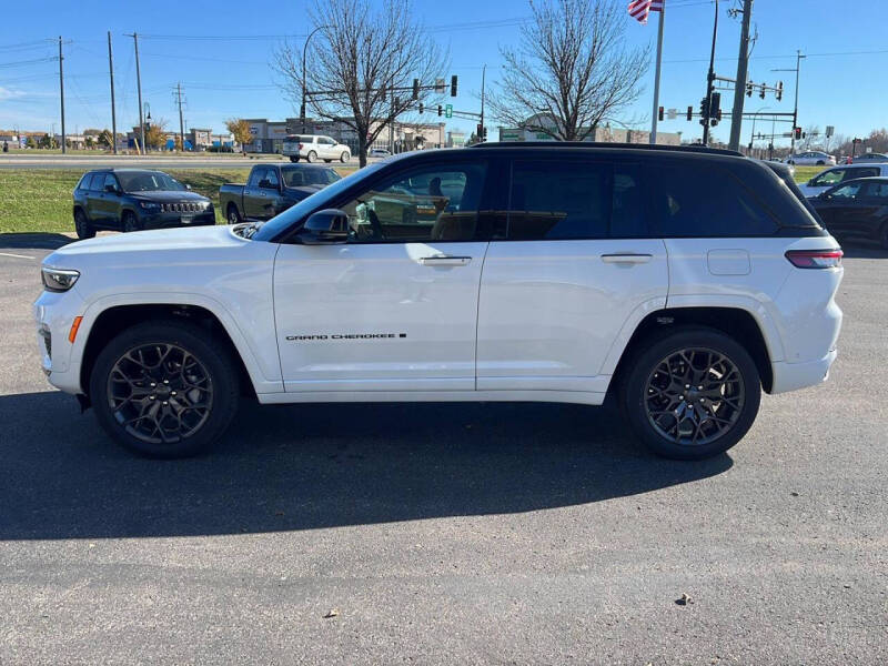 2025 Jeep Grand Cherokee Summit Reserve