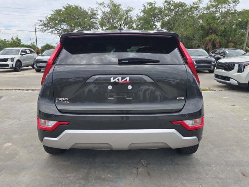2026 Kia Niro EX