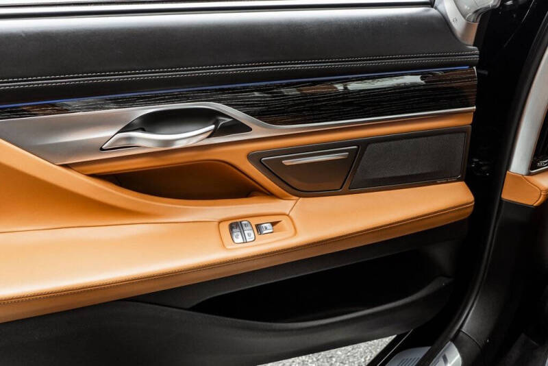 2022 BMW 7 Series 750i xDrive