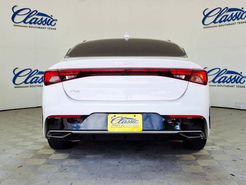 2022 Kia K5