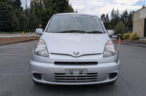 2000 Toyota Funcargo Yaris