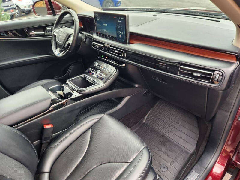 2021 Lincoln Nautilus Reserve