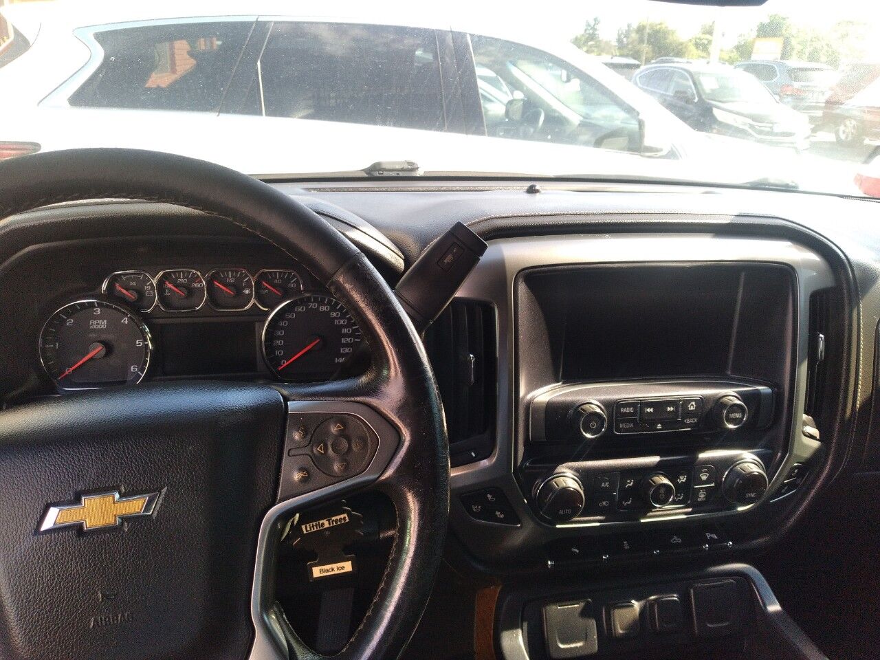 2014 Chevrolet Silverado Pickup - $19,999