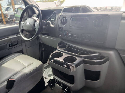 2011 Ford E-Series E-350 SD XL