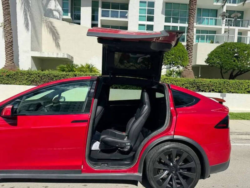 2023 Tesla Model X Plaid