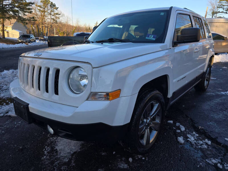 2015 Jeep Patriot Latitude's photo