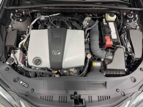 2025 Lexus ES 350 Ultra Luxury