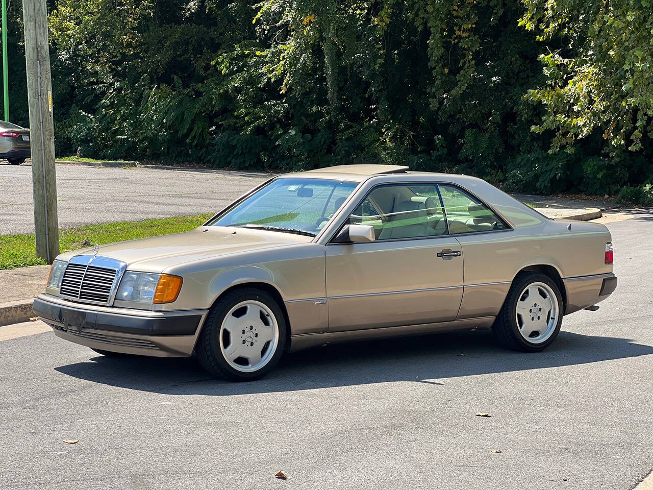 1993 Mercedes-Benz 300-Class for sale at P7 AUTO FIRM in Richmond, VA