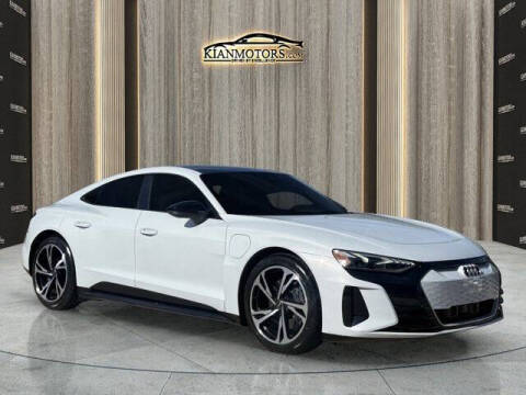 2024 Audi e-tron GT quattro Premium Plus