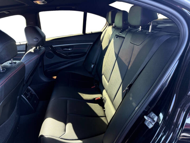 2017 BMW 3 Series 330i