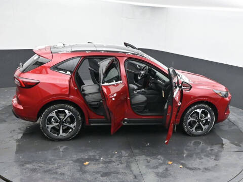 2026 Ford Escape ST-Line Elite