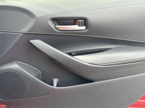 2024 Toyota Corolla Hatchback SE