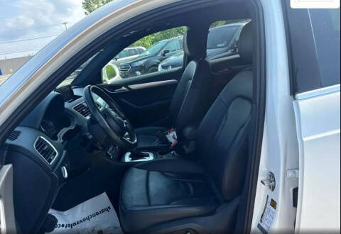 2017 Audi Q3 2.0T quattro Premium Plus