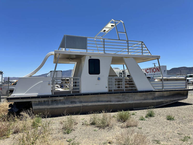 2008 DESTINATION YACHTS n/a
