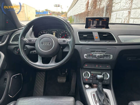 2015 Audi Q3 2.0T quattro Prestige