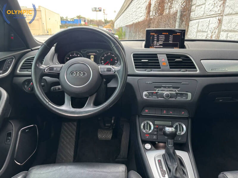 2015 Audi Q3 2.0T quattro Prestige