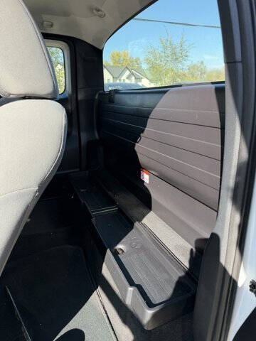 2017 Toyota Tacoma SR