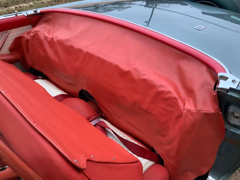 1956 Ford Thunderbird