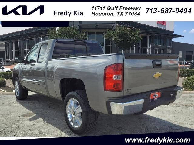 Used 2013 Chevrolet Silverado 1500 LT with VIN 1GCRCSE0XDZ176994 for sale in Houston, TX