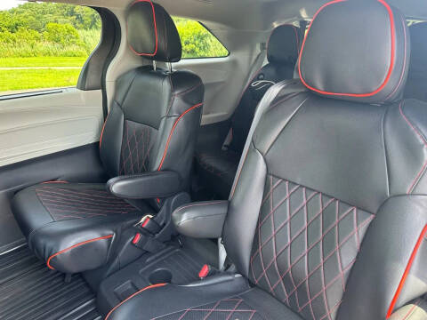 2024 Toyota Sienna LE 8-Passenger