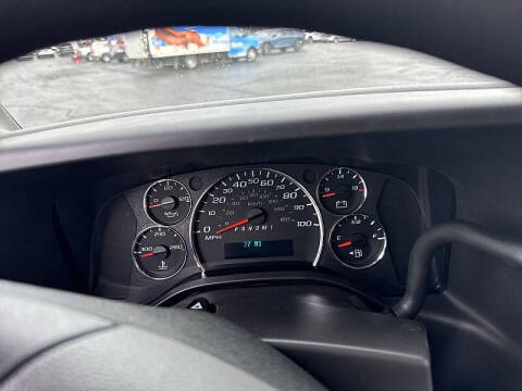 2025 Chevrolet Express 2500