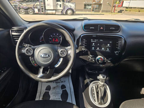 2018 Kia Soul +