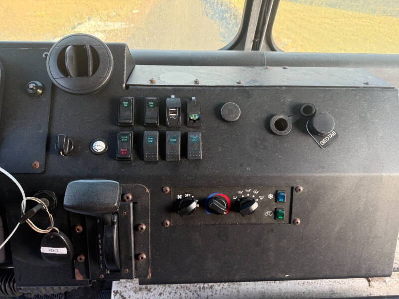 2021 Freightliner MT45 Chassis