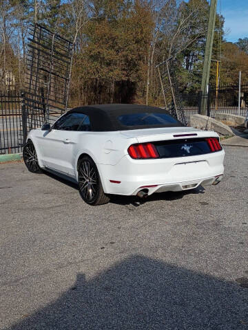 2016 Ford Mustang V6