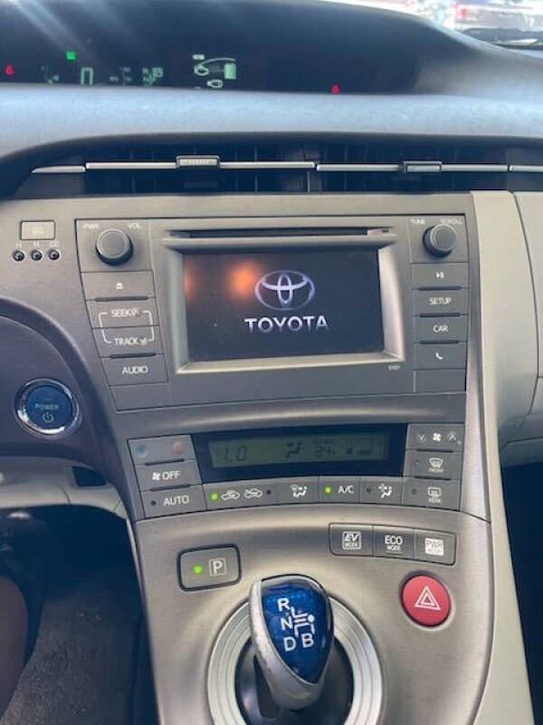 2012 Toyota Prius Two