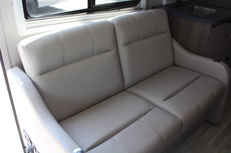 2023 Forest River Cross Trail EV 20 BH Ford AWD