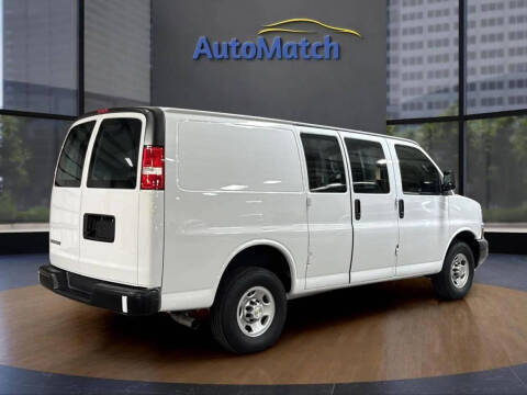 2023 Chevrolet Express 2500