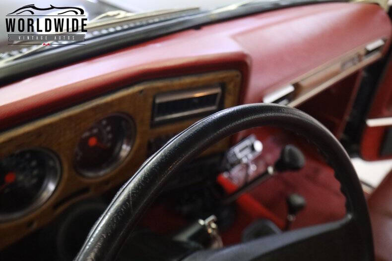 1977 Chevrolet Suburban