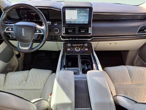 2018 Lincoln Navigator Black Label