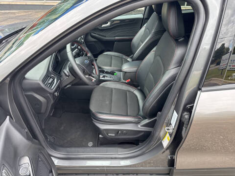 2025 Ford Escape ST-Line Select